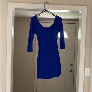 Blue sleeved dress